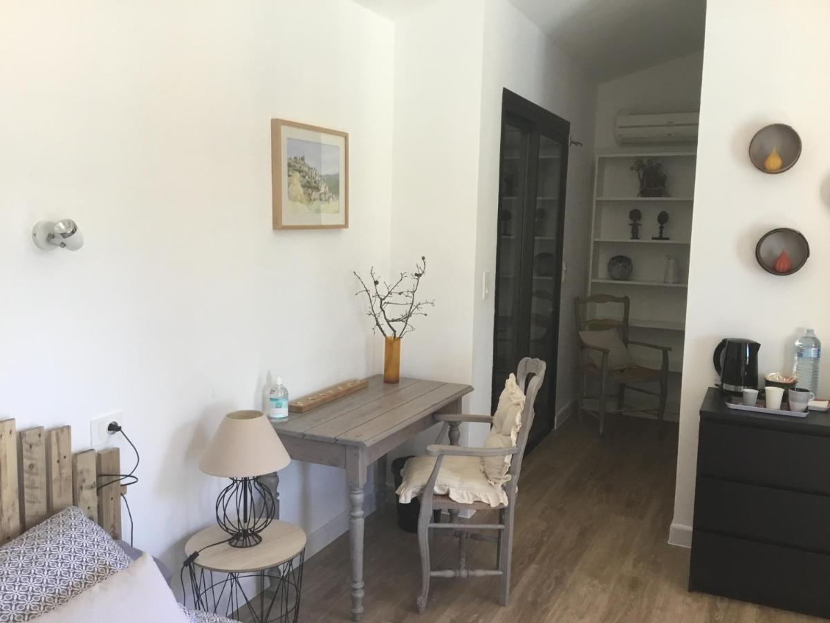 Petit Cocon Dans Le Luberon Apartment Lauris Bagian luar foto